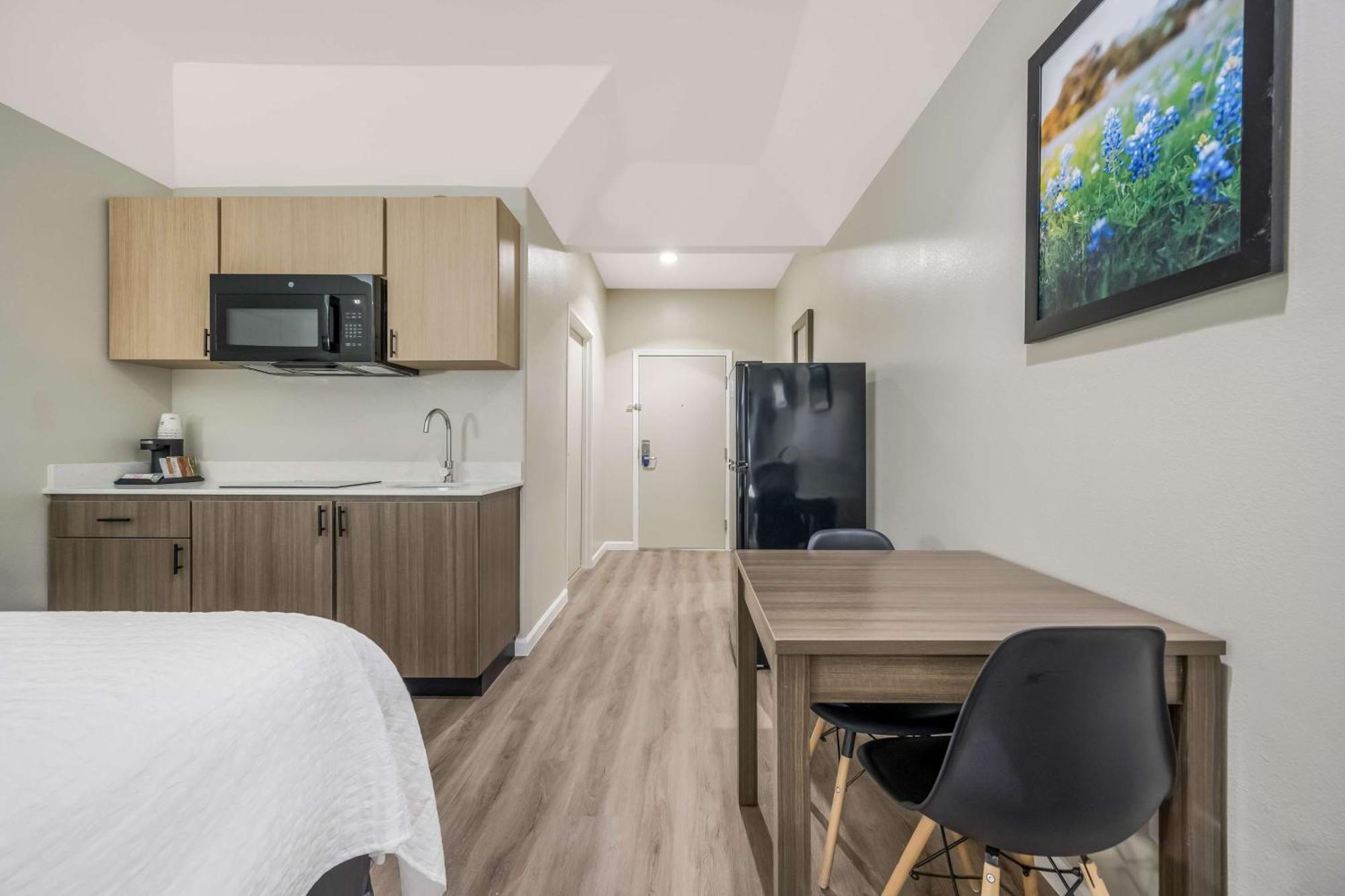 Surestay Studio By Best Western Conroe Downtown Εξωτερικό φωτογραφία